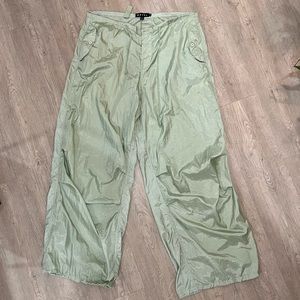 Motel rocks parachute pants